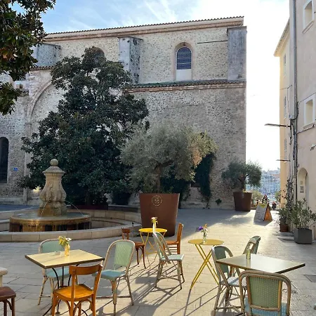 Apartment Vieux Port 2 *